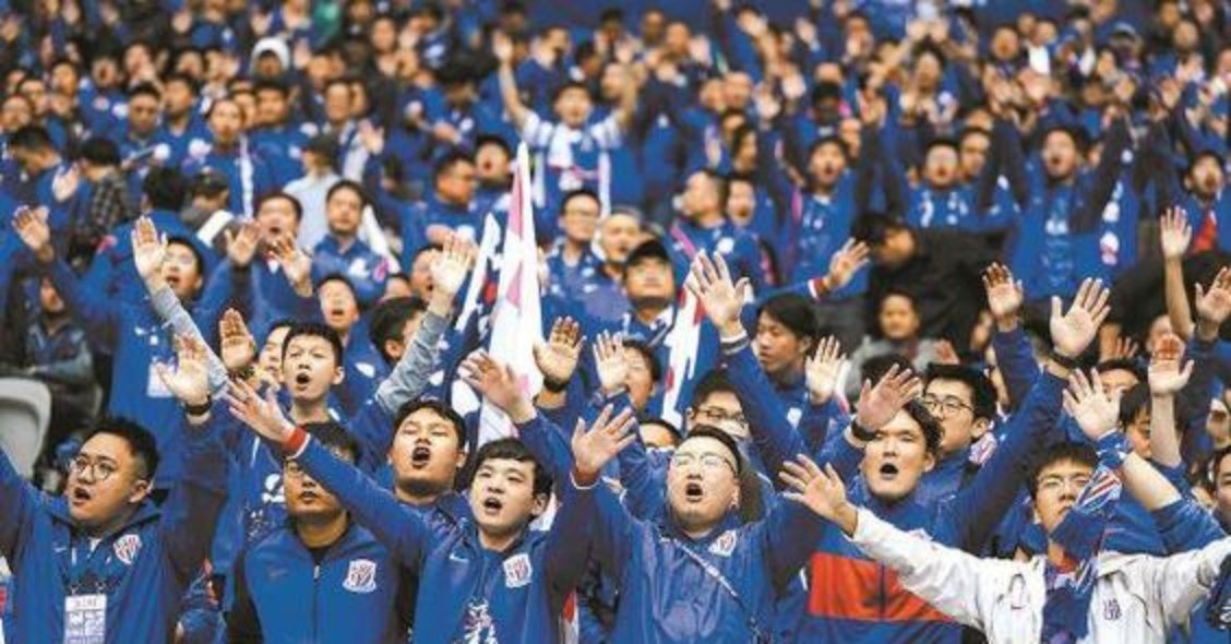 赛后突围战来临，巴塞罗那围绕足总杯调整名单，球迷炸锅，团队化学反应显著(巴塞罗那世界杯主题曲)